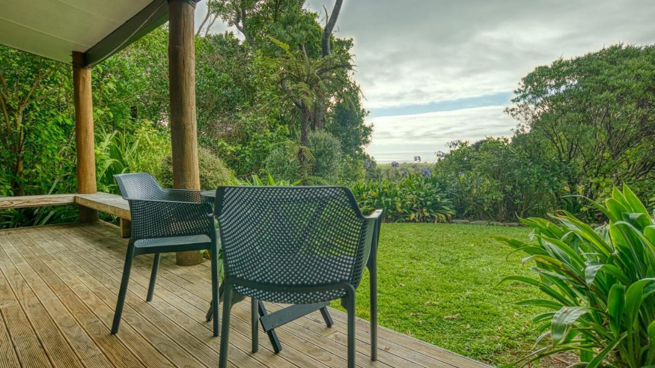Paparoa Beach Hideaway With Hot Tub Barrytown Dış mekan fotoğraf