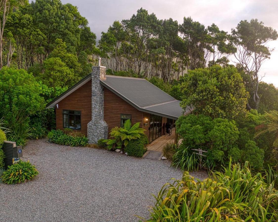 Paparoa Beach Hideaway With Hot Tub Barrytown Dış mekan fotoğraf
